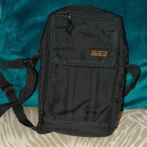 Black Eddie Bauer Men's Bag